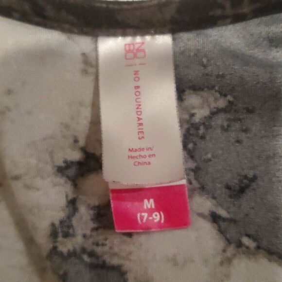 Vintage Y2K Love Graphic Cut out Tank Top - Picture 5 of 5